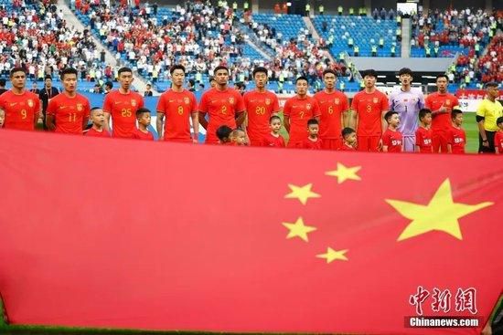 女侠宁中则肥臀迎合耸动腰